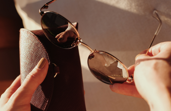 Selecting Top Sports Sunglasses: Polarized Excellence & Eye Protection