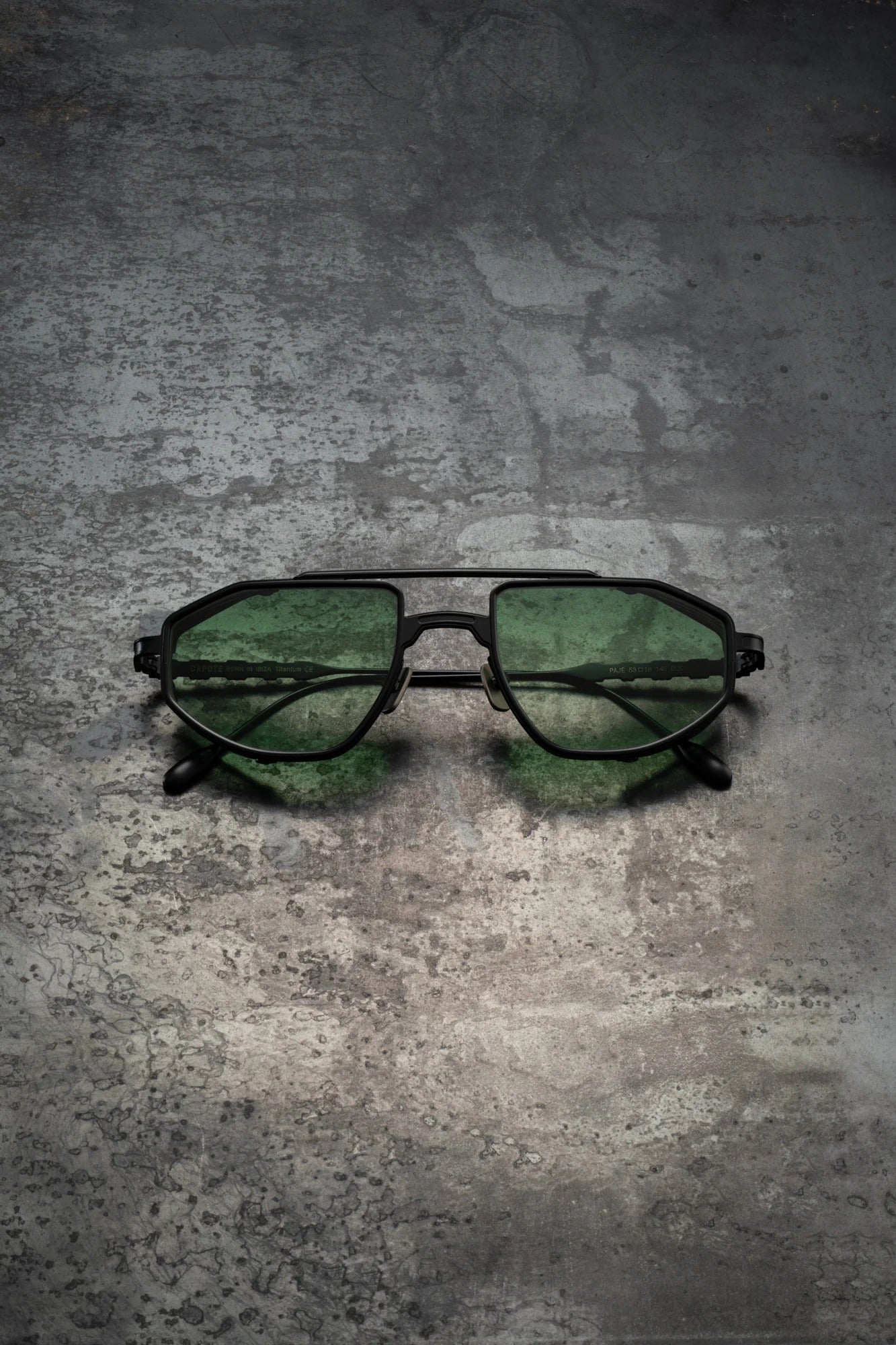 CAPOTE PAJE BLK GREEN 53 SUNGLASSES