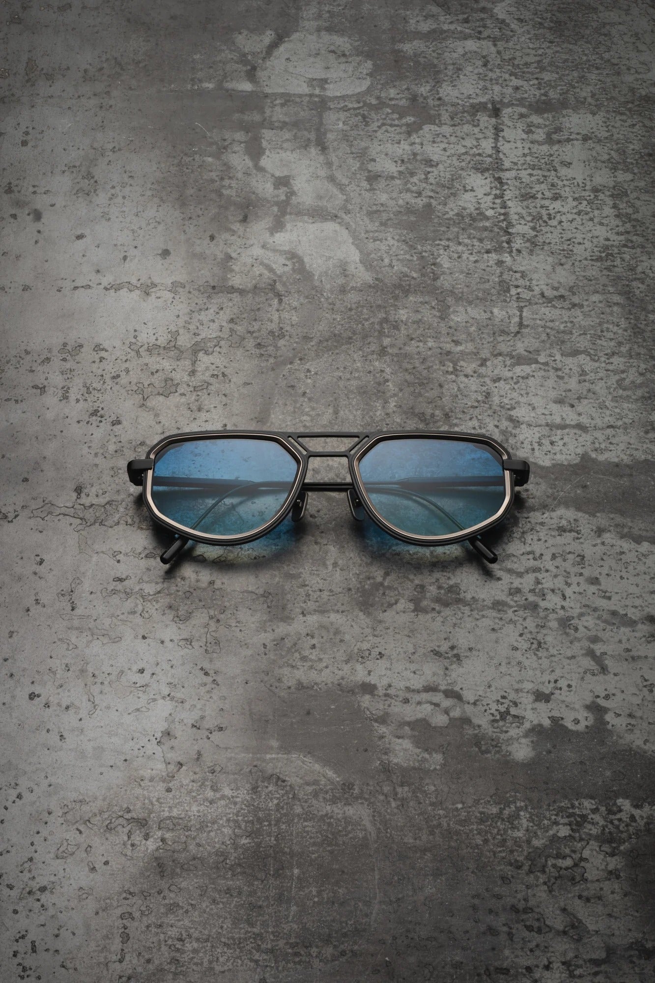 CAPOTE C397 BLK BLUE 53 SUNGLASSES