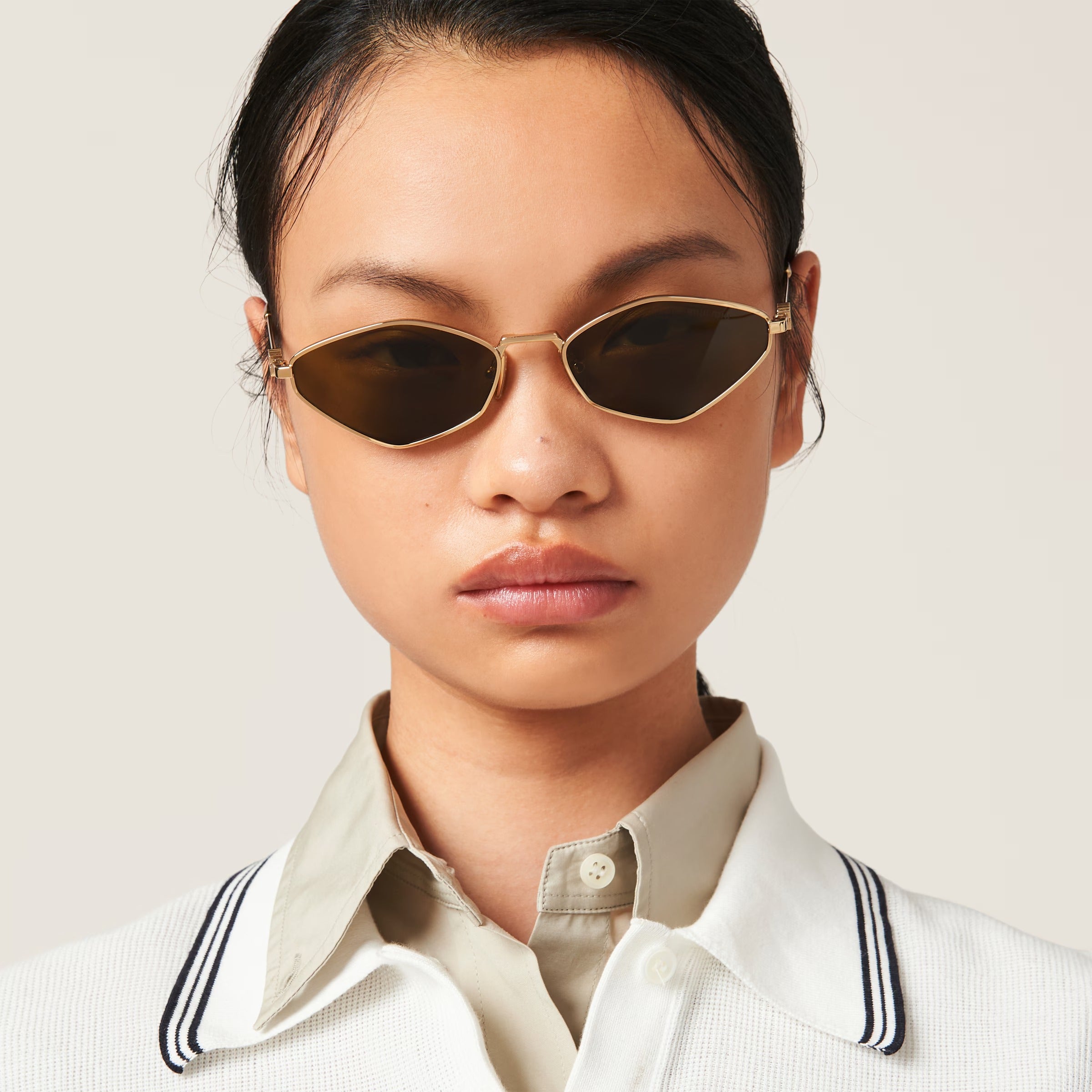 MIU MIU MU56ZS 5AK09Z 56 SUNGLASSES