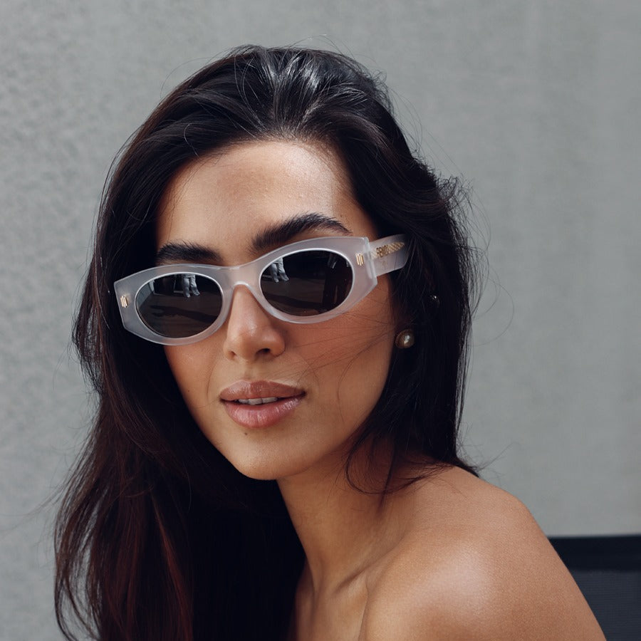 FENDI FE40125I 21E 52 SUNGLASSES