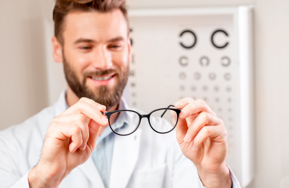 How to Pick the Best Glasses for Round Faces?