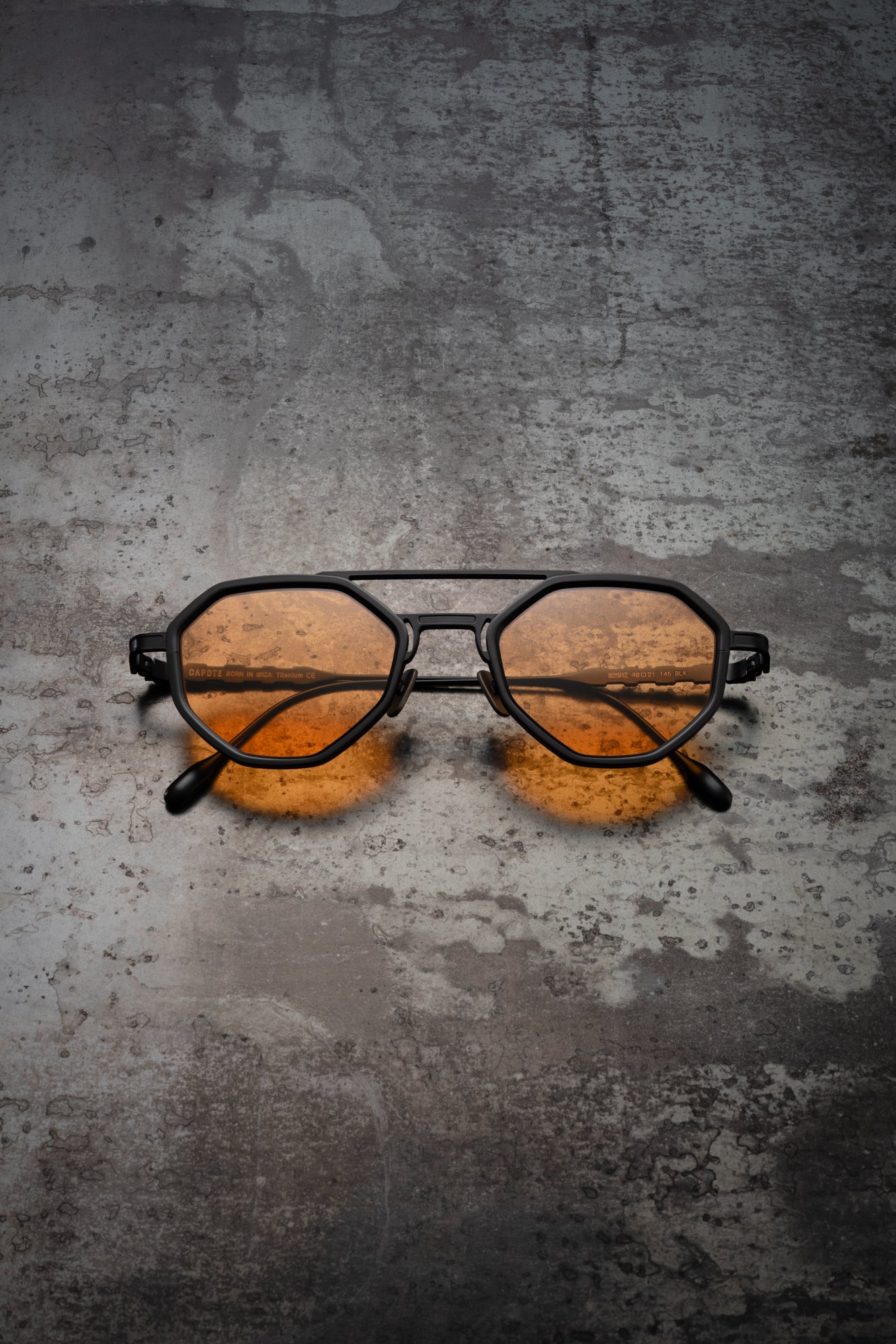 CAPOTE 825HZ BLK ORANGE 48 SUNGLASSES
