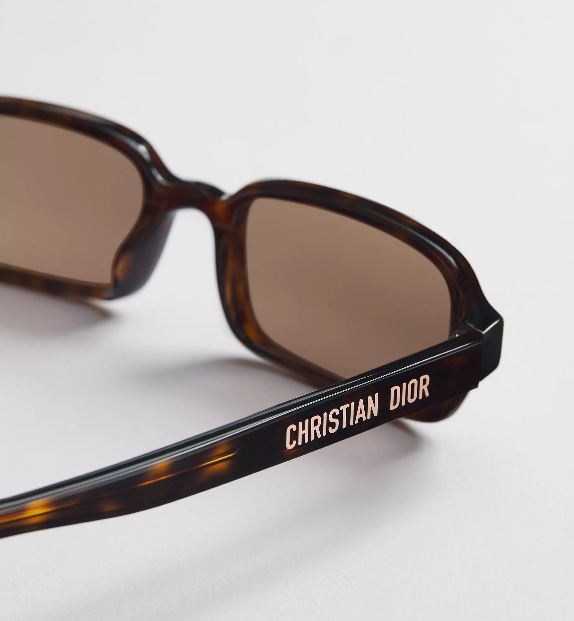 DIOR DIORPACIFIC S3I CD40205I 20F0 52 SUNGLASSES
