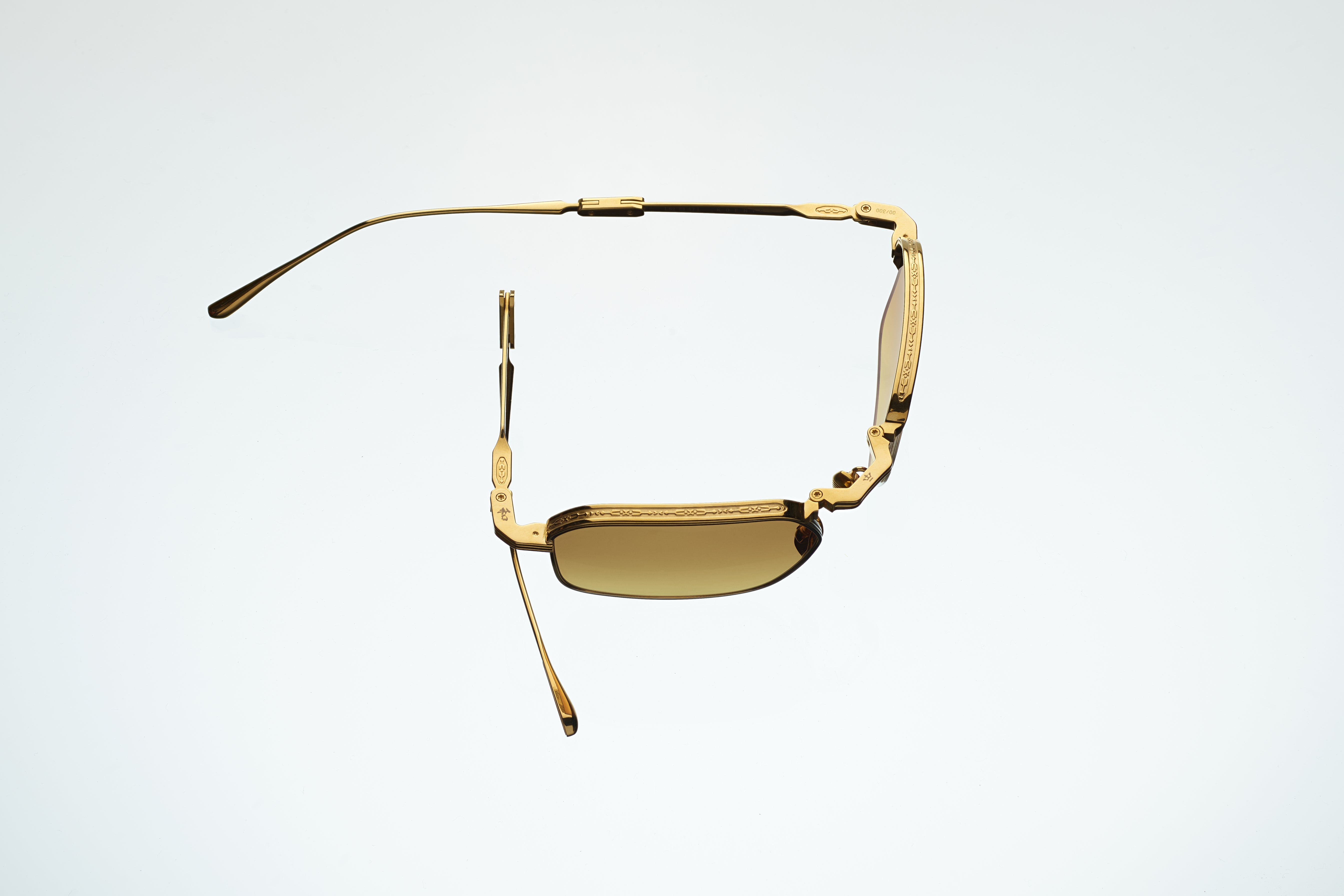 JACQUES MARIE MAGE KOENIG 101/300 JMMKO16H 52 SUNG