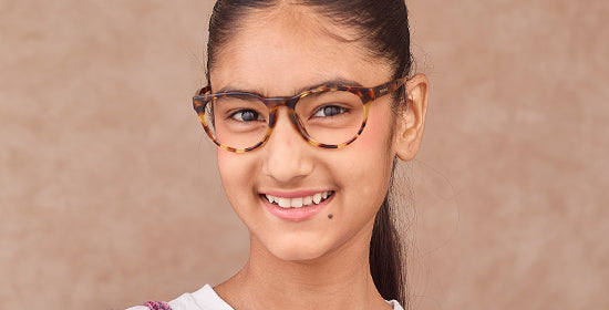 Kids Female Eyeglasses banner