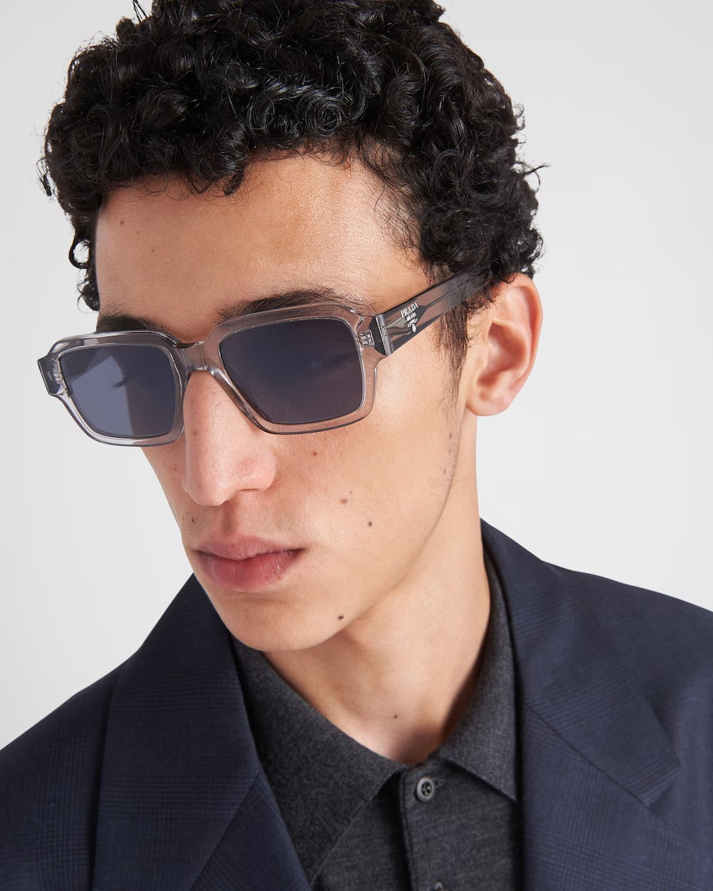PRADA PR02ZS U430A9 52 SUNGLASSES