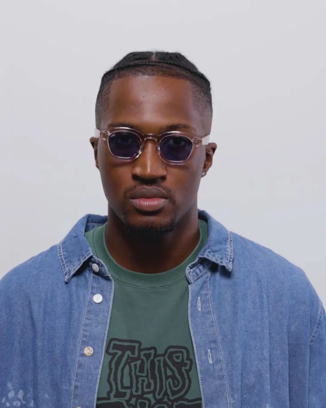 AKILA 1921 08 24 LOGOS 08 24 46 SUNGLASSES