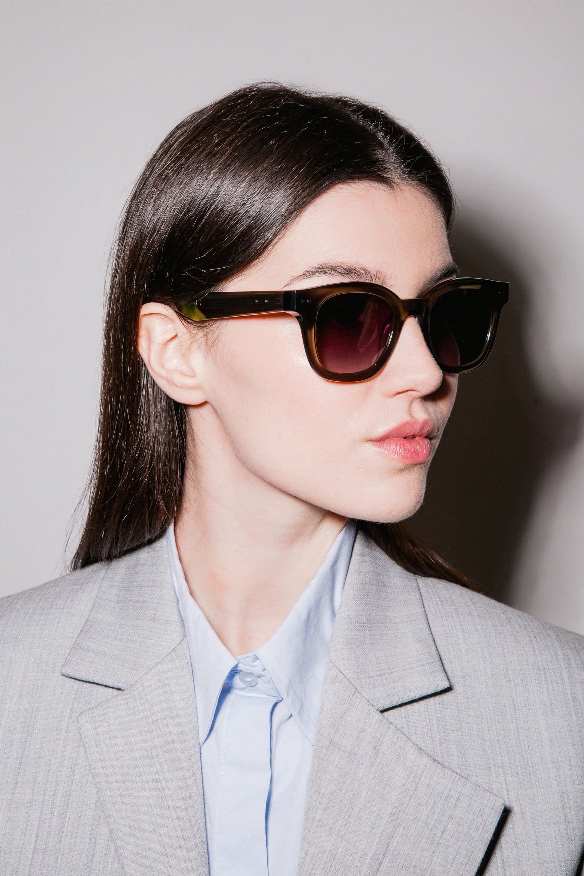 PETER AND MAY S80 SUN LILY OF THE VALLEY BLK GRN 46 SUNGLASSES