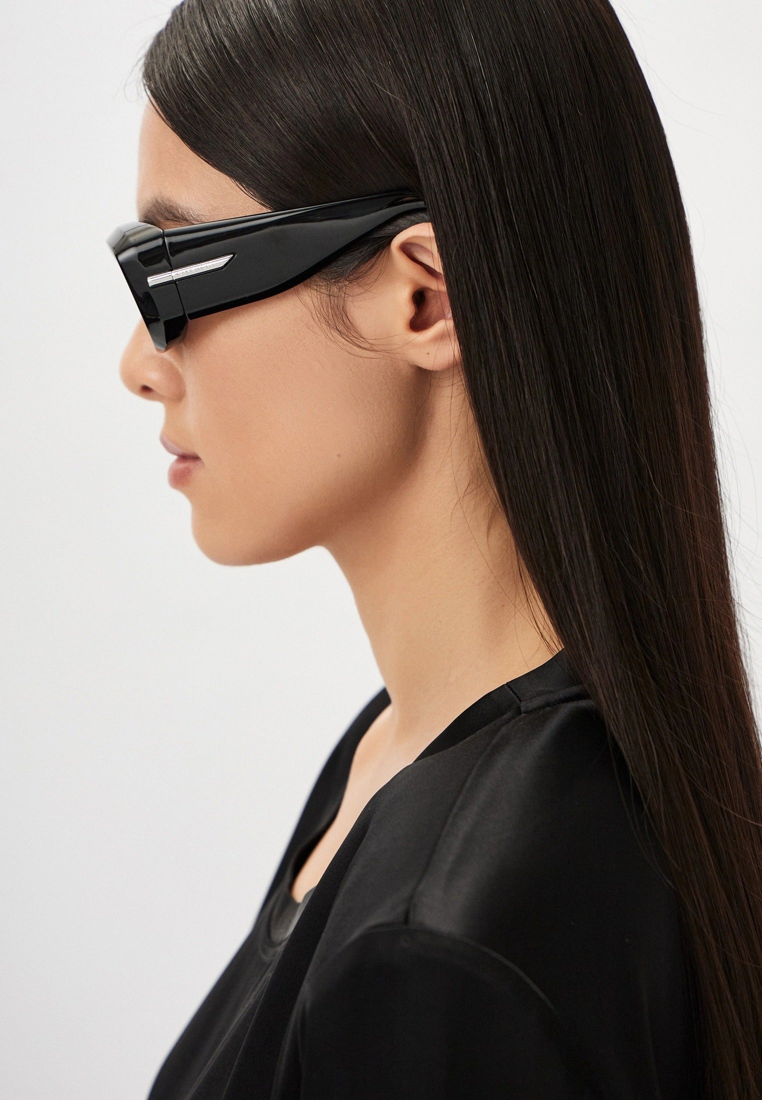 GIVENCHY GV40044U 01A 56 SUNGLASSES