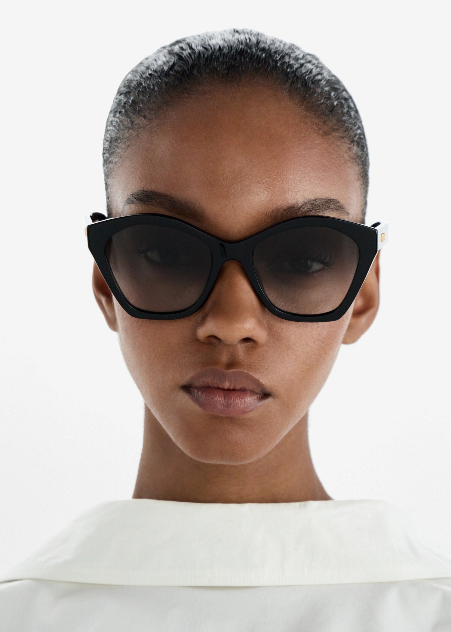 FENDI FE40175I 01F 54 SUNGLASSES