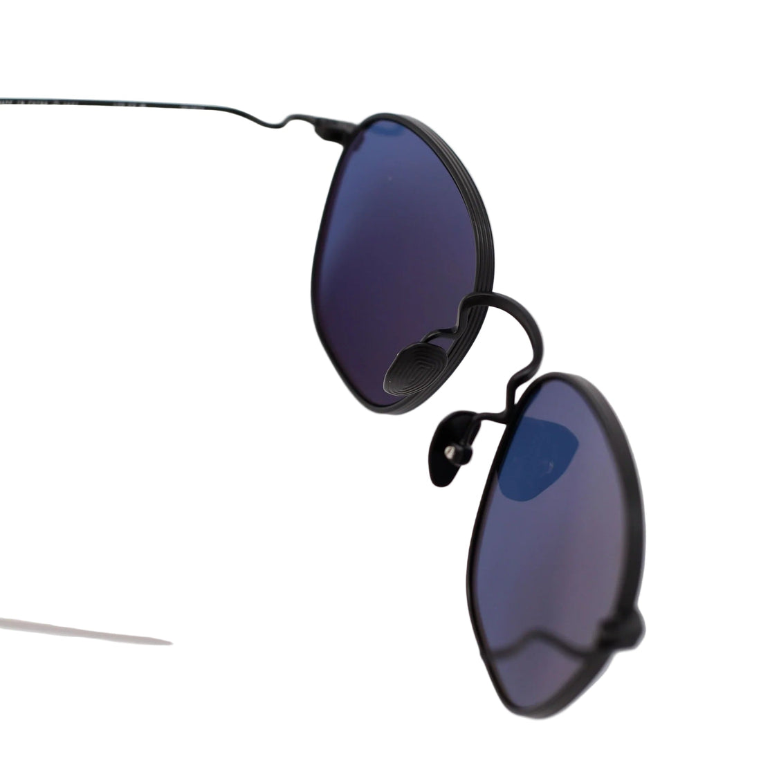 AKILA 2450 OSIRIS 01 22 SUNGLASSES