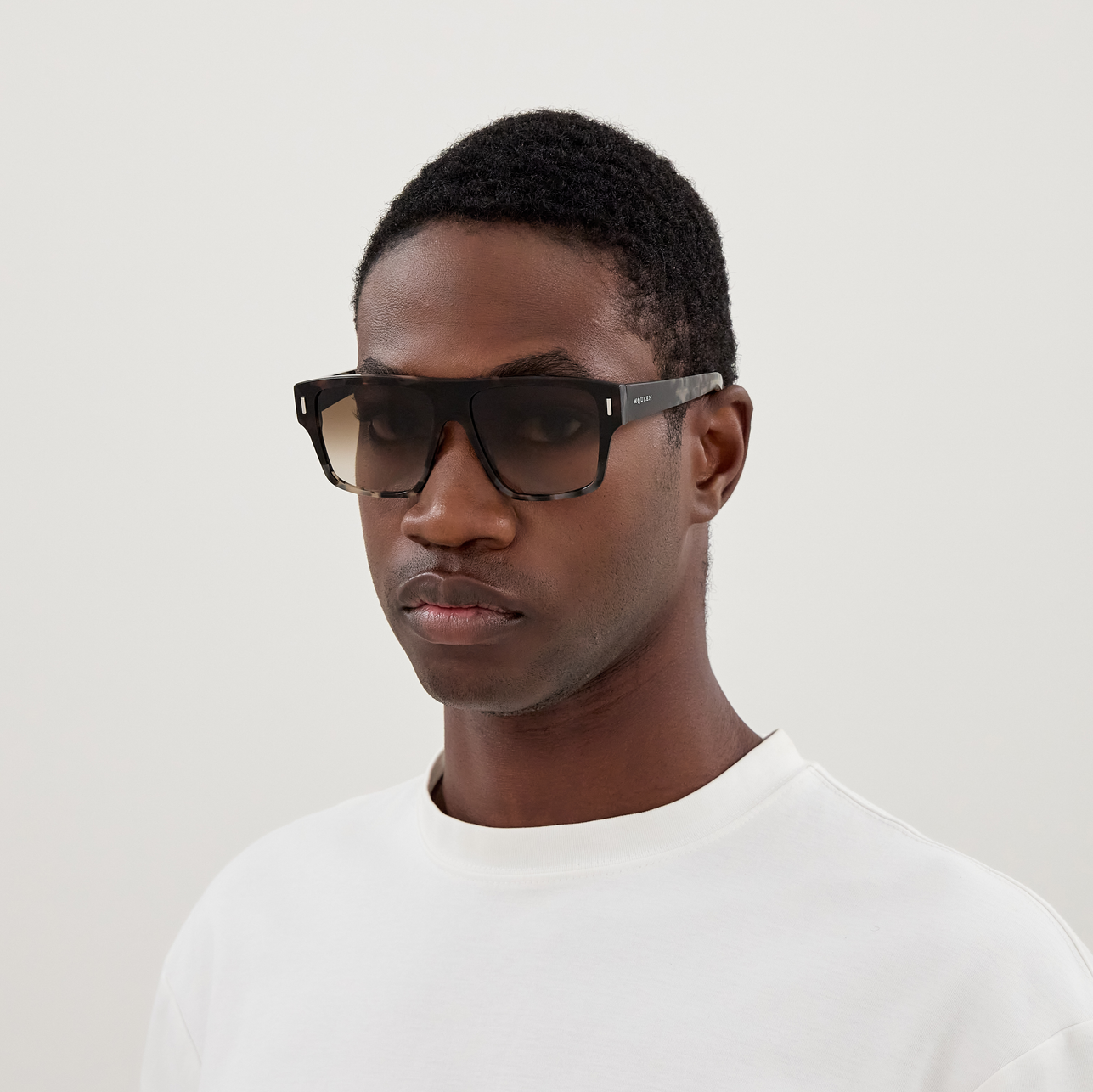 ALEXANDER MCQUEEN AM0550S 002 55 SUNGLASSES
