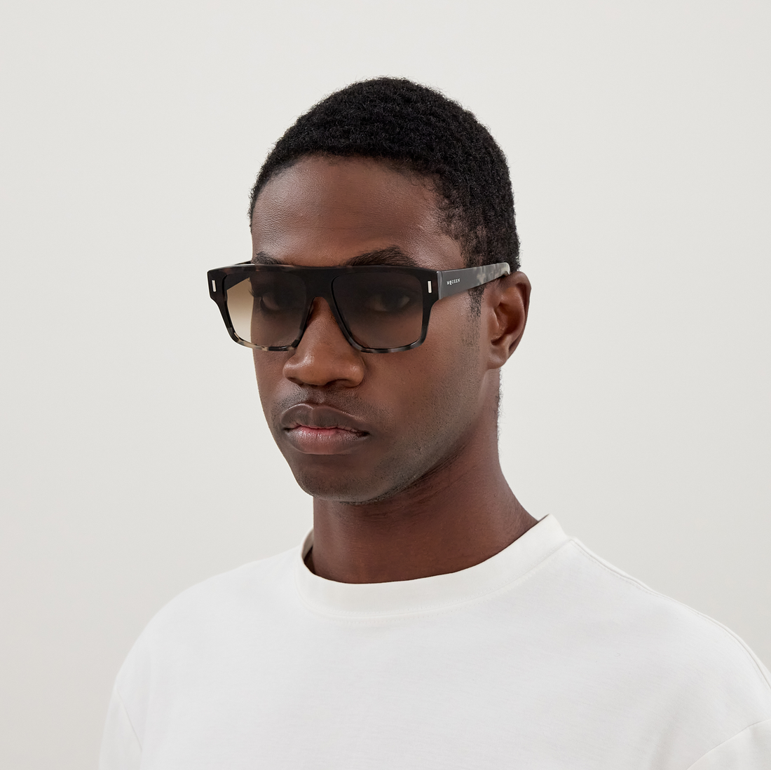 ALEXANDER MCQUEEN AM0550S 002 55 SUNGLASSES