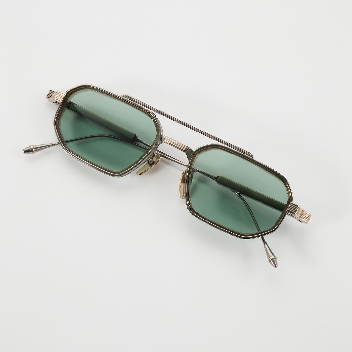 FRAME MONTANA FMT9 2 GOLD GREEN 56 SUNGLASSES