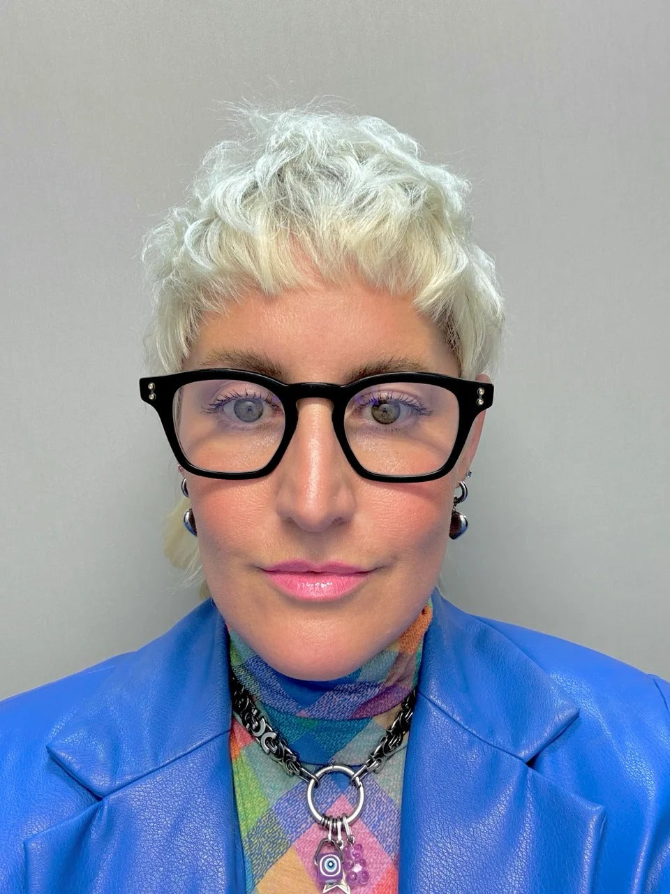 AKONI AKX418A WISE BLK GLD 48 FRAME