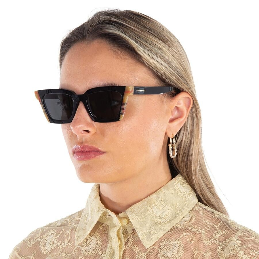 BURBERRY BE4392U BRIAR 405587 52 SUNGLASSES