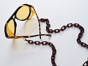 Yellow Shades Black Chain Side View